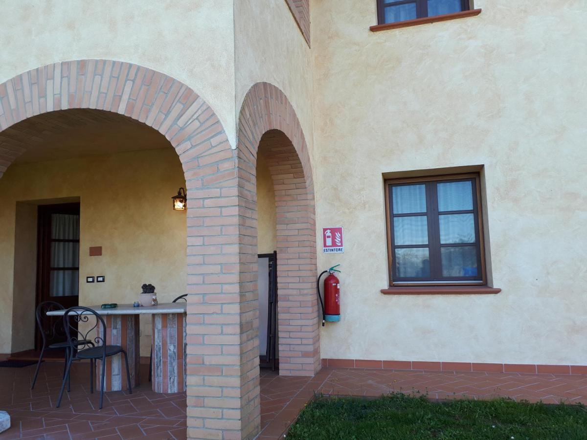 Agriturismo Montemari Villa Palaia Exterior foto