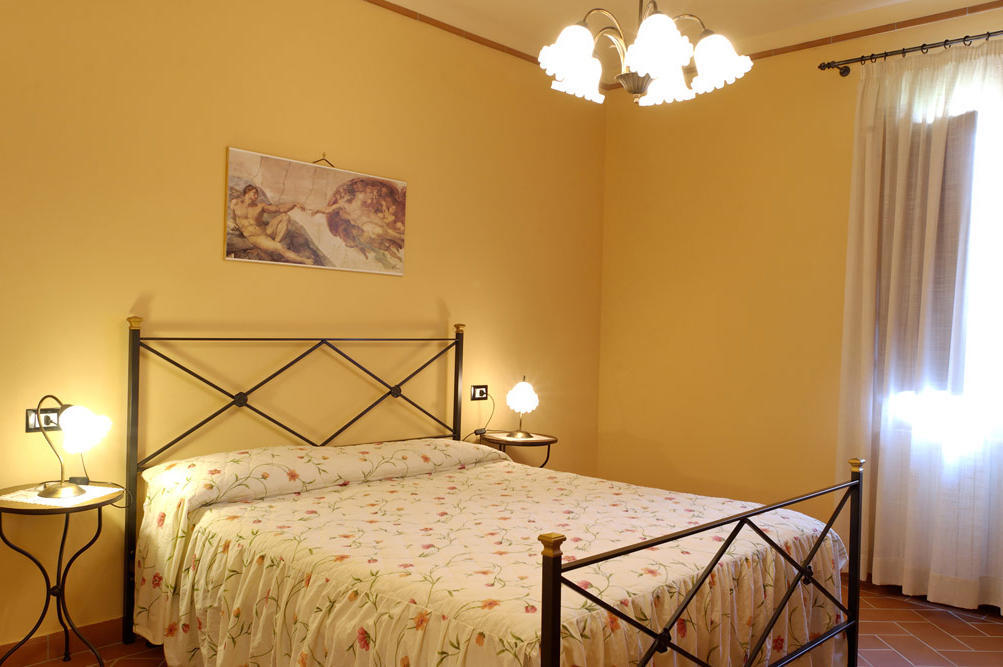 Agriturismo Montemari Villa Palaia Cameră foto