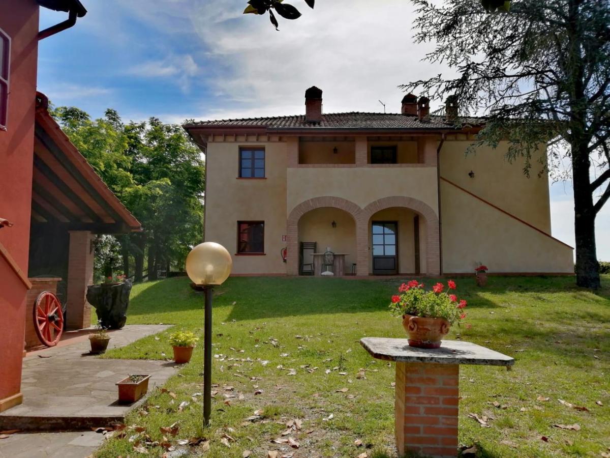 Agriturismo Montemari Villa Palaia Exterior foto